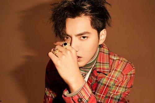 吴亦凡爆料吃瓜,娱乐圈背后的惊人真相！